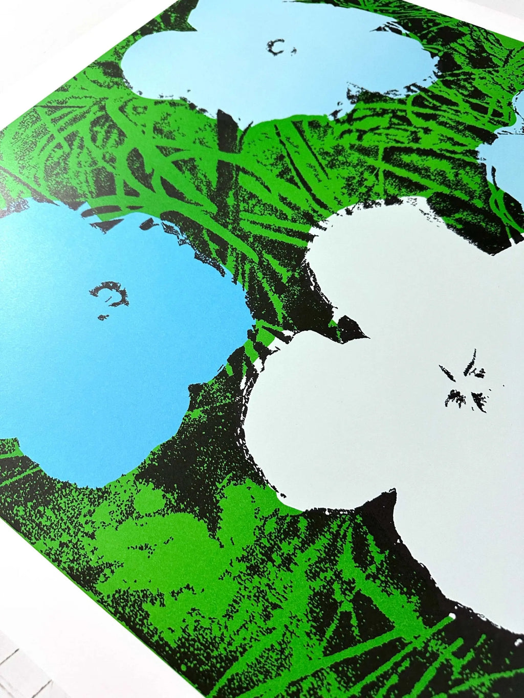 https://www.posterfrance.com/wp-content/uploads/2018/05/3140-Flowers-Blue-by-Andy-Warhol-1970-Nouvelles-Images-Editors-French-printing-Original-Authentic-scaled.jpg