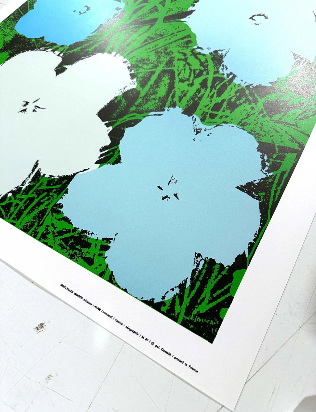 https://www.posterfrance.com/wp-content/uploads/2018/05/3141-Flowers-Blue-by-Andy-Warhol-1970-Nouvelles-Images-Editors-French-printing-Original-Authentic-scaled.jpg