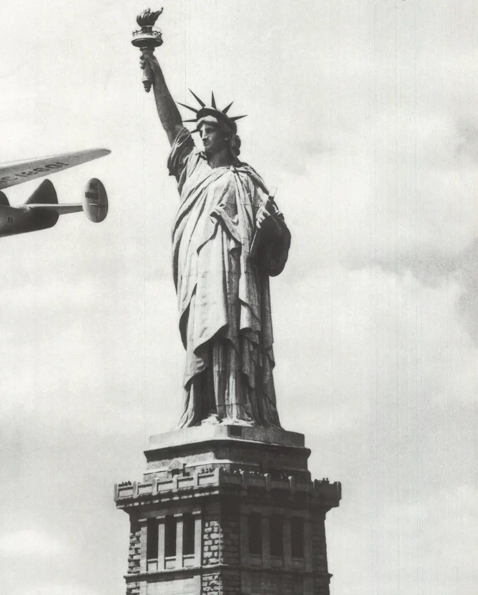 Monochrome lithograph poster print of the Statue of Liberty, 1995 photography art by unknown artist, wall art decor.
