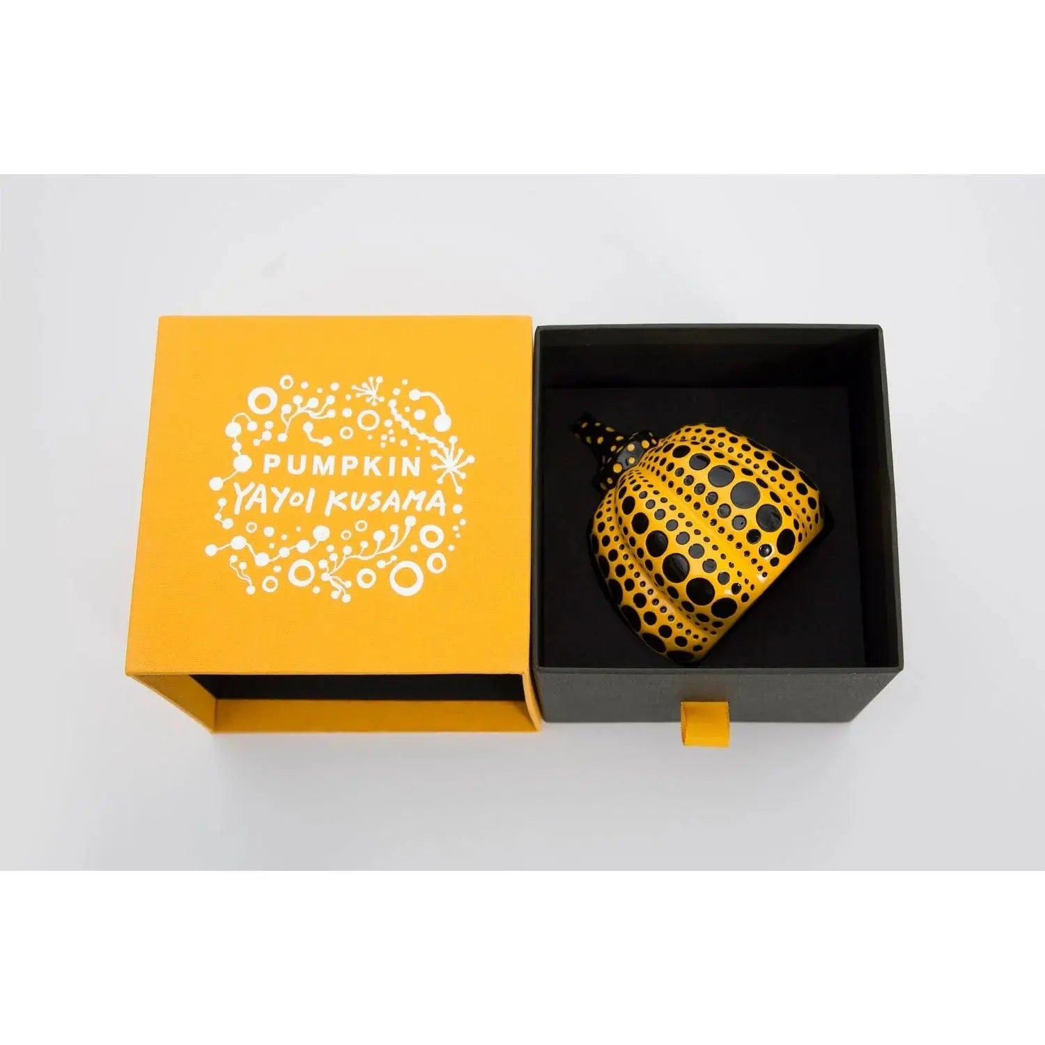 https://images.squarespace-cdn.com/content/v1/624c7514b33b0168ade16519/1655832631228-WVTKDHSNHD2B7IKKLDOH/yayoi-kusama-mini-pumpkin-yellow-8.jpg